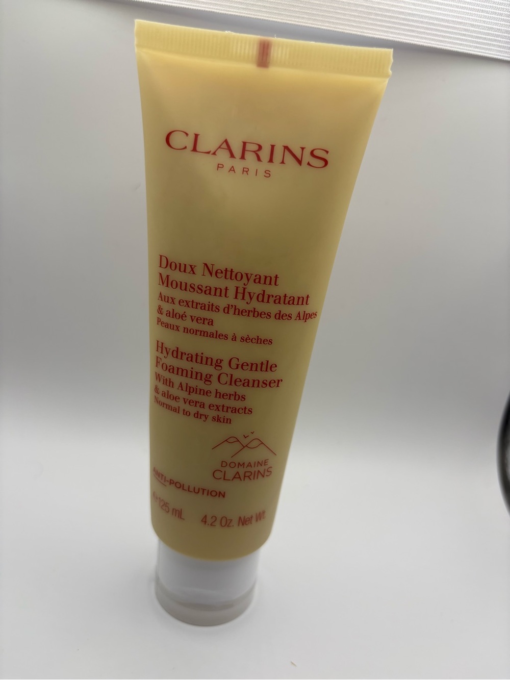 Clarins Hydrating Gentle Foaming Cleanser -4.2oz. Brand New & Sealed!!
